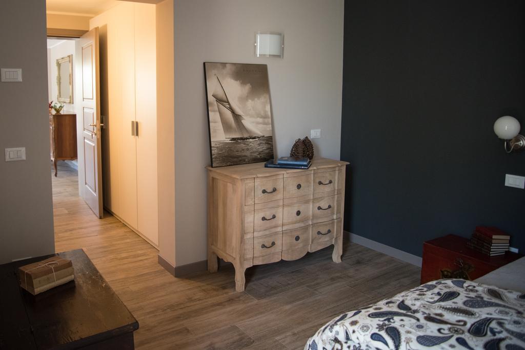 B&B La Dimora Del Garda ซีร์มิโอเน ห้อง รูปภาพ