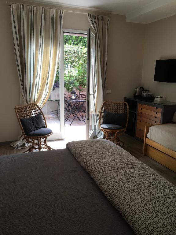 B&B La Dimora Del Garda ซีร์มิโอเน ภายนอก รูปภาพ